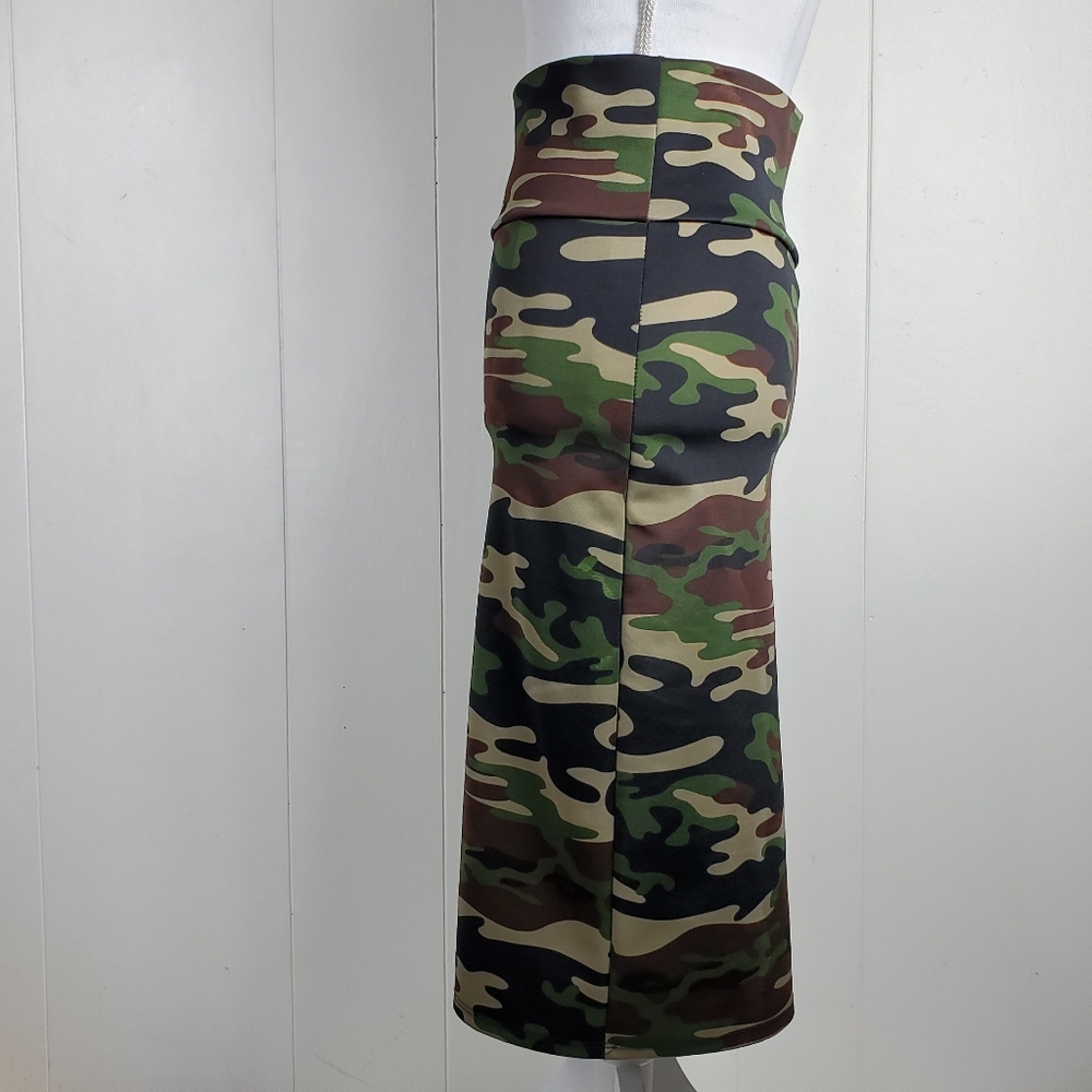 Agnes and Dora Camouflage hat size small - Picture 11 of 12
